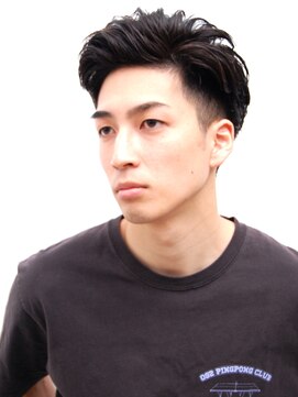 メリケンバーバーショップ コウベ(MERICAN BARBERSHOP KOBE) ツーブロックツイストパーマビジネスかき上げフェード#m617