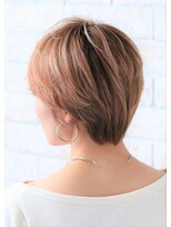 ソア 武蔵小杉(SOAR)&nbsp;夏のイメチェンは耳かけ毛先パーマとフォギーベージュカラーで