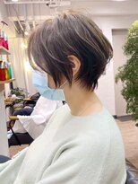 アヴァロン(AVALON)&nbsp;美シルエット大人ショート・透明感アッシュグレージュ【BISA】