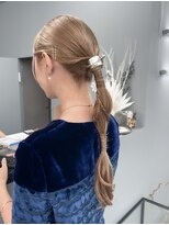 ノード(NODO)&nbsp;【お呼ばれアレンジ】タイトローポニー