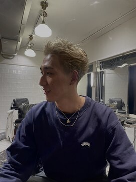 メリケンバーバーショップ フクオカ(MERICAN BARBERSHOP FUK) メンズカットマッシュパーマカルマパーマフェードツーブロック