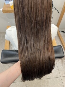  リュクスバトーバイトリコ 船橋南口店(Luxe BATEAU by tricot) 艶やかロングヘア