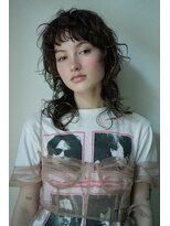 バイブス バイ ケンジ(vibes by KENJE)&nbsp;レイヤーカット　パーマ