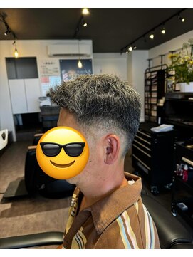 ハールファブリークゼロ(Haar Fabrik ZERO) フェード