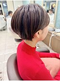 前髪うすめの耳掛けマッシュショート