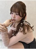 ベージュカラー×ハーフアップ