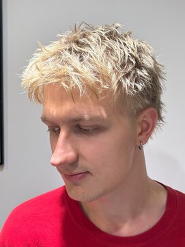 フリークバーバーショップ 河原町三条店(FREAK BARBER SHOP) スペインカール/スパイキーショート/フェザーパーマ河原町三条F