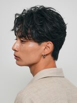 フィフス トウキョウ (fifth TOKYO)&nbsp;渋谷ルーズパーマメンズパーマセンターパートウルフ30代