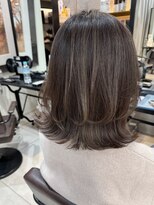 トルネード(TORNADO)&nbsp;海外ボブレイヤーアッシュベージュ　n7.11.30