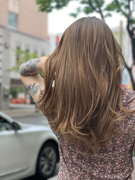 アスイン(asuin) 外国人風カラー