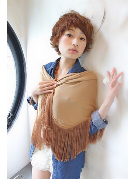 ブーケ(BOUQUET) 丸みショート・無造作カール・大人かわいい・斜めバング