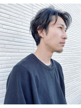 スティードトーキョー(Steed Tokyo) Men'sスタイル センターパート×ショートレイヤー