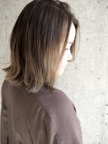 アムト(amt.)&nbsp;【amt.】color11 スモークグレー×グラデーションハイライト