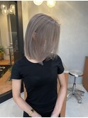 ミルクティーベージュ