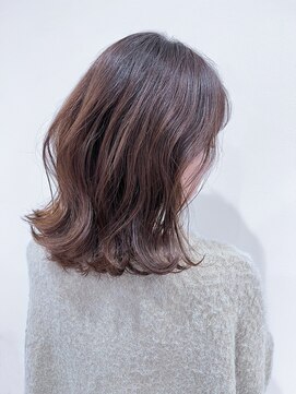 ブカブク(BUKA BUKU) ミディアムスタイル　ゆるウェーブパーマ