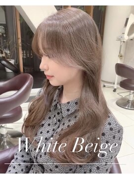ワン バイ ジエクト(One by The Ect) 【レイヤーロング】シルキーベージュ似合わせカットフルバング