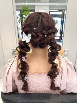 バルベストーキョーサウス(BARBES TOKYO SOUTH) ふわふわ可愛いツイン編みおろし【清板】