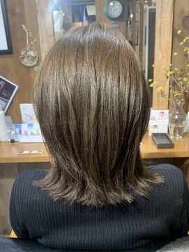 カムデンタウン(Camden Town) オリーブグレージュカラー