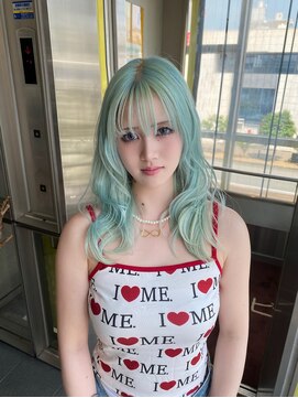 ガルボ ヘアー(garbo hair) ミントカラーハイトーン寒色カラー