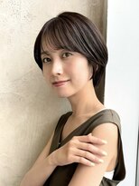 アフロート ルヴア(AFLOAT RUVUA)&nbsp;「岩田莉奈」ハイライトで白髪ぼかし★くびれショートボブ　新宿
