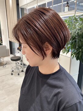 ステアケース 武蔵小杉店(stair:case) 大人ショート/ショートボブ/白髪ぼかしハイライト/武蔵小杉