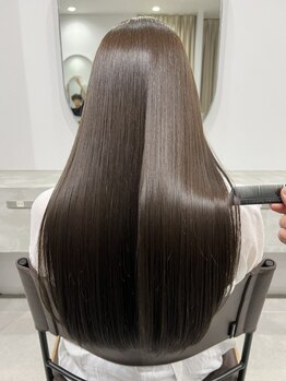 Tummy's 金山 ショート/縮毛矯正/髪質改善 【タミーズ】【2/13 NEW OPEN(予定)】 の写真/業界でも珍しいノンアルカリストレートを使用し、ダメージレスな縮毛矯正を可能に◎理想のストレートへ♪