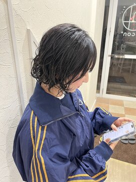 ココンプリュス アンド モナ(COCON+&MONA+) カジュアルbobパーマ