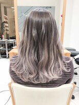 デイズ(days)&nbsp;夏カラー☆アッシュグラデーションカラー ブリーチWカラー