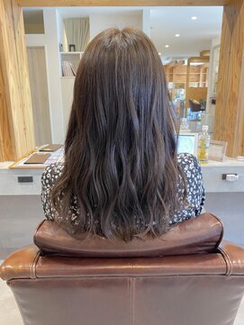 アドラーブル 万代店 (adorable) 大人かわいい☆ふんわり愛され透明感グレージュアッシュ