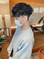 サーリー(SURLY)&nbsp;ツイストスパイラルパーマ前下がり大人パーマくるくるパーマ