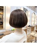 丸みのあるショートボブヘア