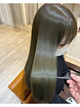 アソビ 表参道(ASOBI) 赤み消しオリーブカラー　20代/30代/ブリーチなし