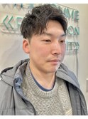 刈り上げスパイラルパーマ無造作アップバングビジネスメンズヘア