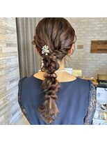 アイディー バイ ケンジ(id. by KENJE) ゆるふわガーリー編みおろし