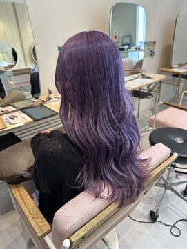 ベル 流山おおたかの森(BELLE) ツヤツヤパープルカラー