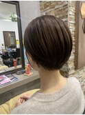 ショートボブ