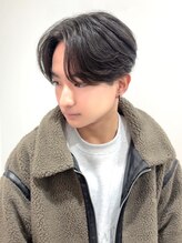 ニュアンスパーマで理想の毛流れセンターパートを再現します[福井/メンズパーマ/メンズカット/フェード]