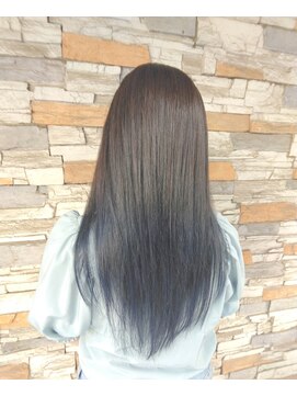 スノー(Snow) 毛先ブルー