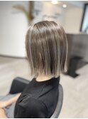 グレージュハイライト×キリッパナシボブ