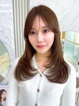 アフロートリノ(AFLOAT Leino) 結べるレイヤーカット　上げも下ろしもできる2wayバング