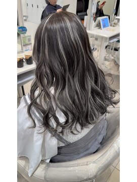 クレア 相武台(CREA) 30代白髪ぼかしカラー【相武台/ハイライト/髪質改善】