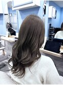 20代・30代 透明感あふれるオリーブグレージュ