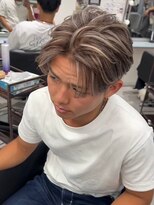 メンズサロン キング 梅田店(Men’s salon K!ng)&nbsp;フェザーショートアップバングセンターパートメンズハイライト