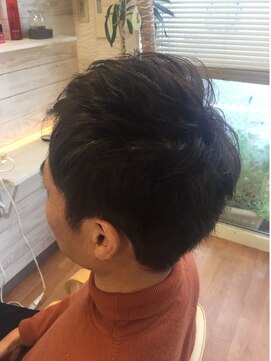 美容室 フレンズ 爽やかなビジネスショート