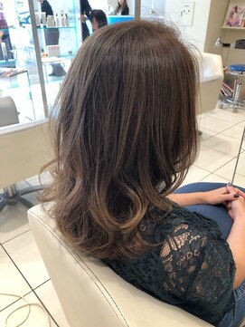 ヌーム 塚本店(NOOM) コレクション