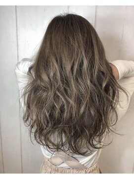 ファン(FUN.) ミルクティーベージュ【熊谷】