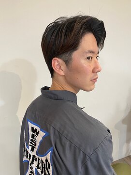 トラッド ヘアサロン(Trad.hair salon) center part wide up bangs