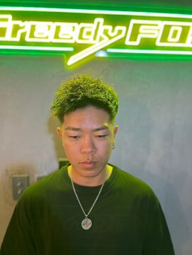 グリーディーフォックス 代々木(Greedy FOX) アップバング/ツーブロックマッシュ/束感/波巻き[シェービング]