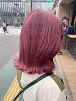 ナビバイケンジ(NaVI by KENJE) ブリーチ必須◎発色のいいピンクカラー◎