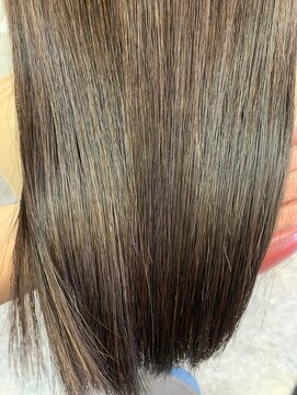 ロマンヤカタ ファース(ROMAN YAKATA fars) 髪質改善 Aujua ウルトワトリートメント 艶髪@6/8